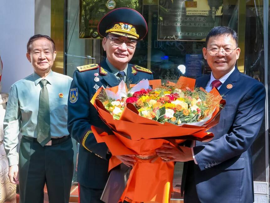 中聯(lián)國興書畫院與蒙古國軍人聯(lián)合會(huì)文化交流聯(lián)誼會(huì)在京舉辦