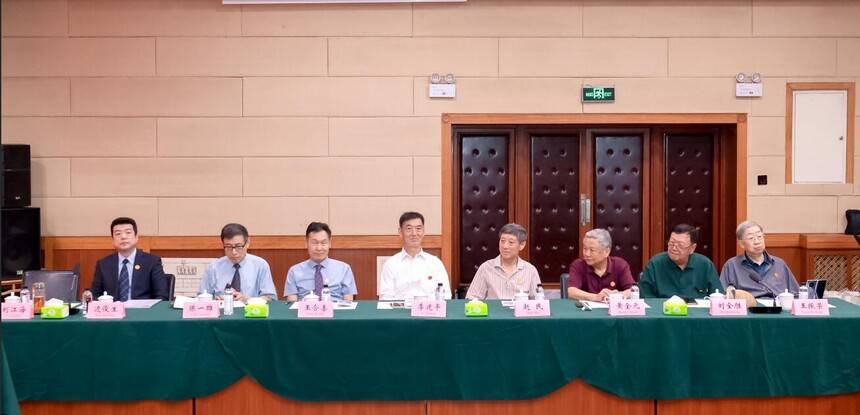 中聯(lián)國興書畫院與蒙古國軍人聯(lián)合會(huì)文化交流聯(lián)誼會(huì)在京舉辦(圖7) 中聯(lián)國興書畫院與蒙古國軍人聯(lián)合會(huì)文化交流聯(lián)誼會(huì)在京舉辦(圖7)