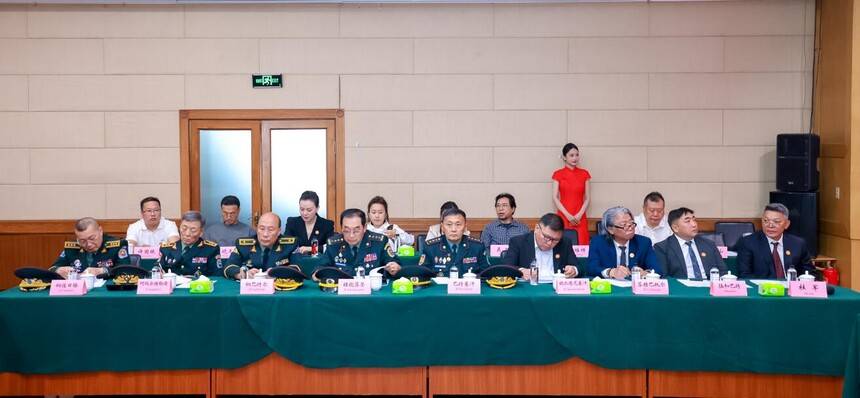 中聯(lián)國興書畫院與蒙古國軍人聯(lián)合會(huì)文化交流聯(lián)誼會(huì)在京舉辦(圖6) 中聯(lián)國興書畫院與蒙古國軍人聯(lián)合會(huì)文化交流聯(lián)誼會(huì)在京舉辦(圖6)