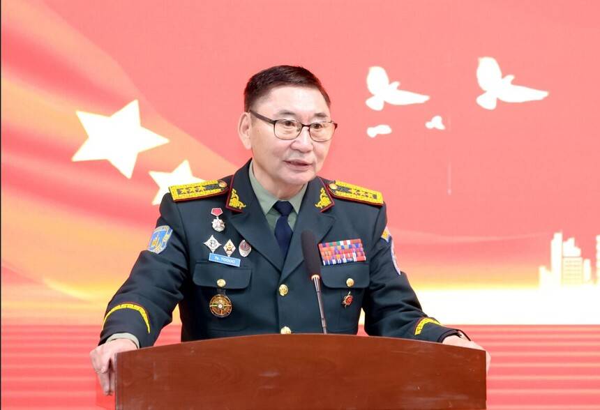 中聯(lián)國興書畫院與蒙古國軍人聯(lián)合會(huì)文化交流聯(lián)誼會(huì)在京舉辦(圖5) 中聯(lián)國興書畫院與蒙古國軍人聯(lián)合會(huì)文化交流聯(lián)誼會(huì)在京舉辦(圖5)