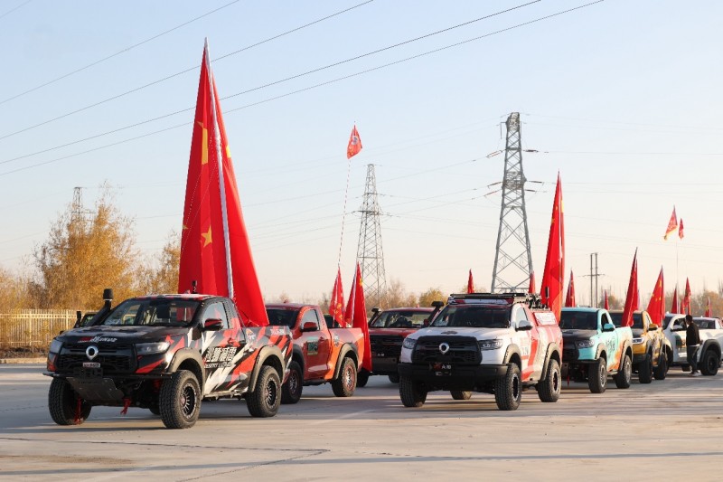 沙場問鼎！冠軍火炮征戰2025新疆博湖沙漠越野爭霸賽(圖1)