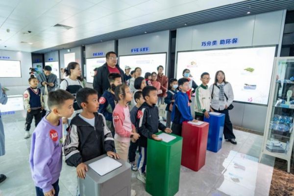 港灣街道開展親子環保研學活動：寓教于樂播撒綠色種子(圖3)